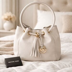 Michael Kors White Leather Tote Bag EUC